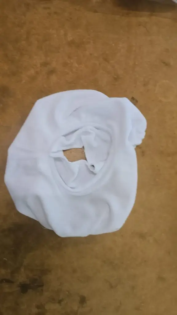 Memory foam pillow with recessed cover